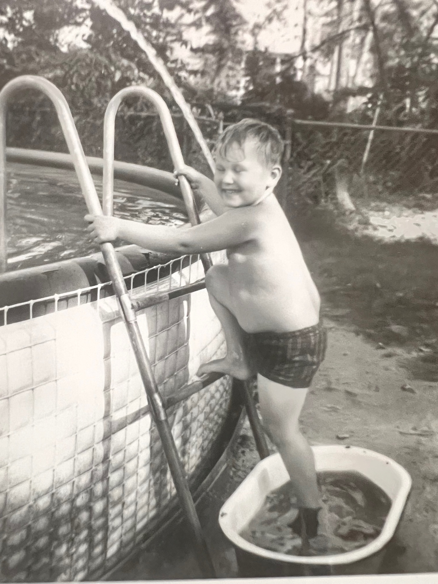 Cannonball ready — the backyard pool days